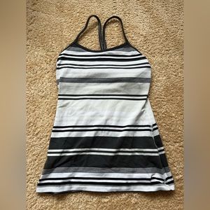 Lululemon racer back tank 🍋